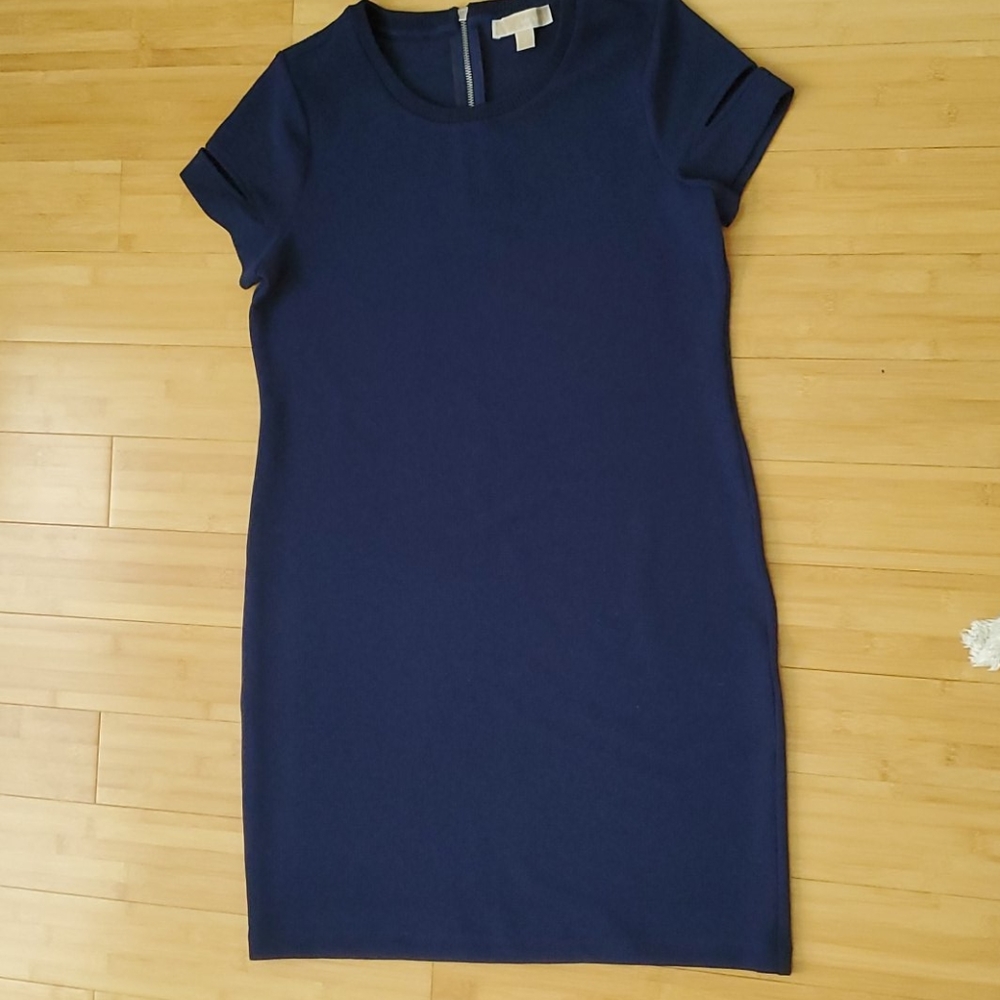 Summer dress with cutout details